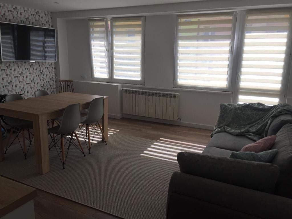Apartment Tarasy Centrum シェミャティチェ エクステリア 写真